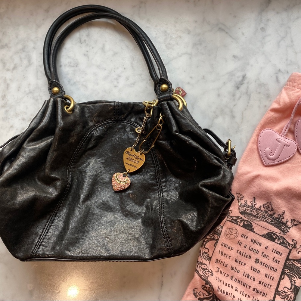 Classic Juicy Couture Handbag with heart charms✨